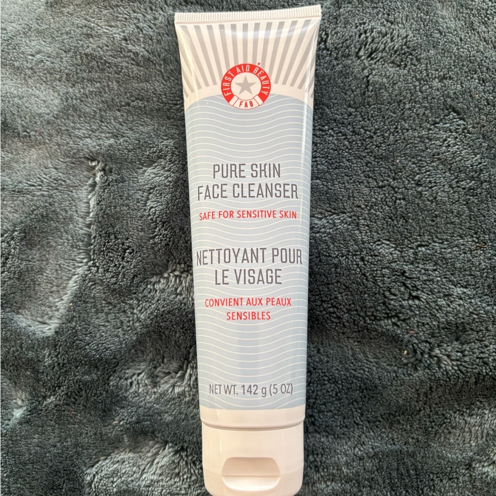 First Aid Beauty Pure Skin Face Cleanser